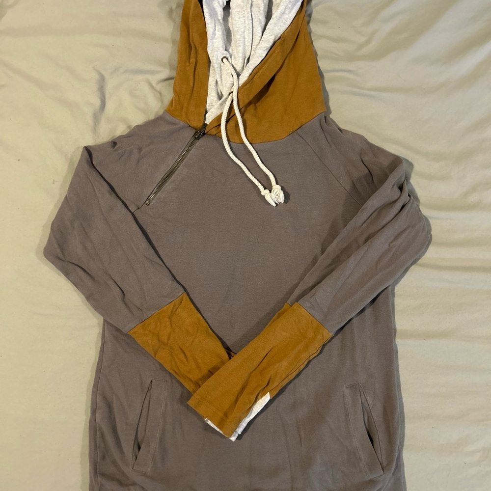 AMPERSAND AVE Light Gray and Mustard Hoodie